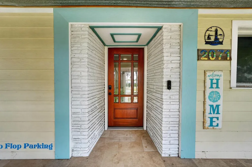 2071 S PENINSULA DRIVE Daytona Beach, FL 32118