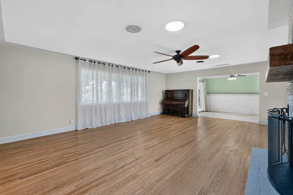 2071 S PENINSULA DRIVE Daytona Beach, FL 32118
