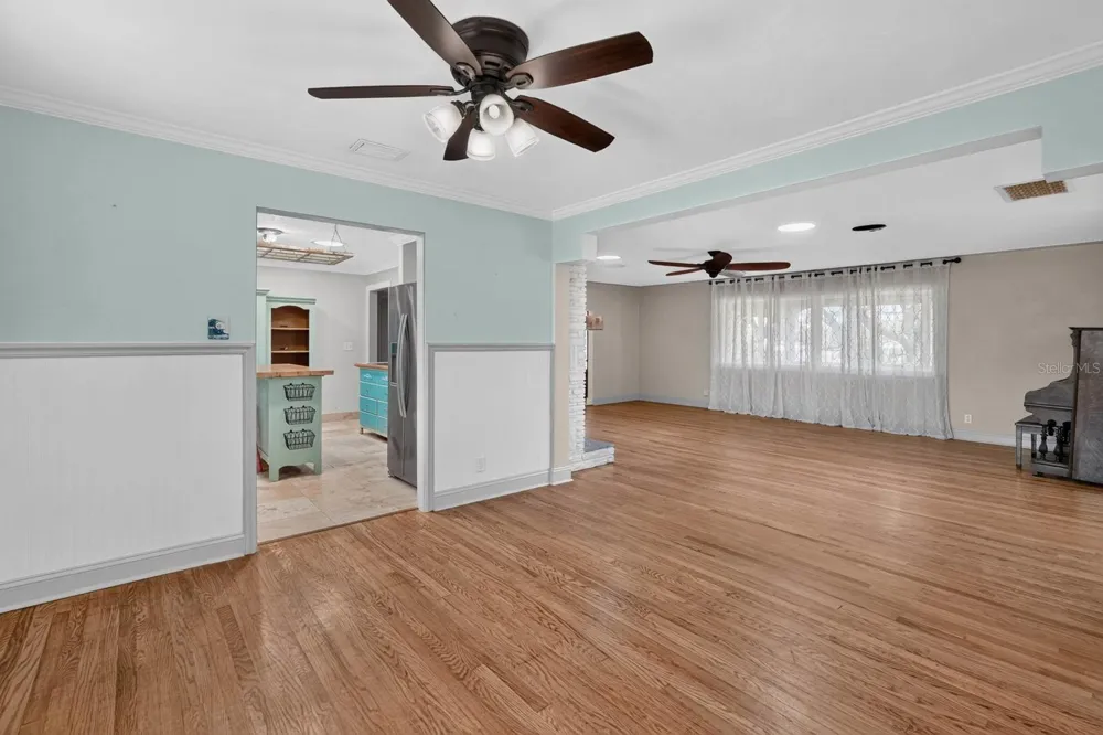 2071 S PENINSULA DRIVE Daytona Beach, FL 32118