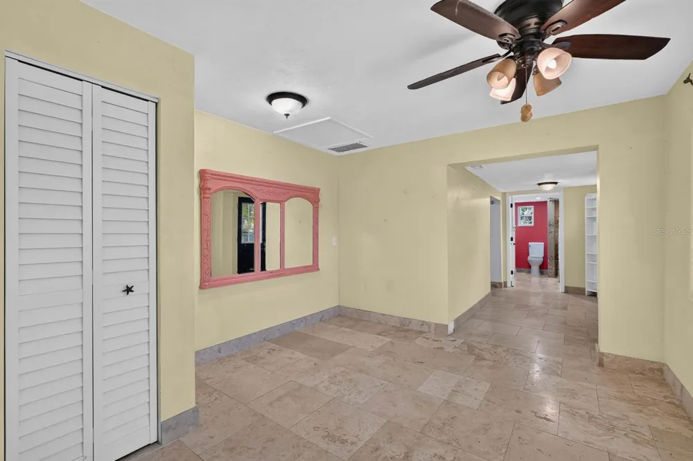 2071 S PENINSULA DRIVE Daytona Beach, FL 32118