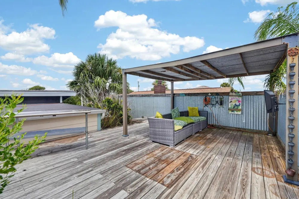 2071 S PENINSULA DRIVE Daytona Beach, FL 32118