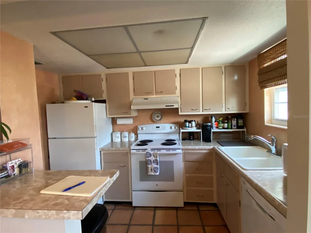 1500 GAY ROAD #4D Winter Park, FL 32789