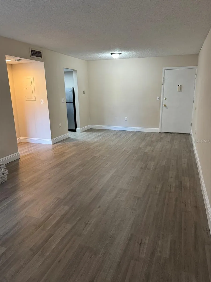 948 LAKE DESTINY ROAD #C Altamonte Springs, FL 32714