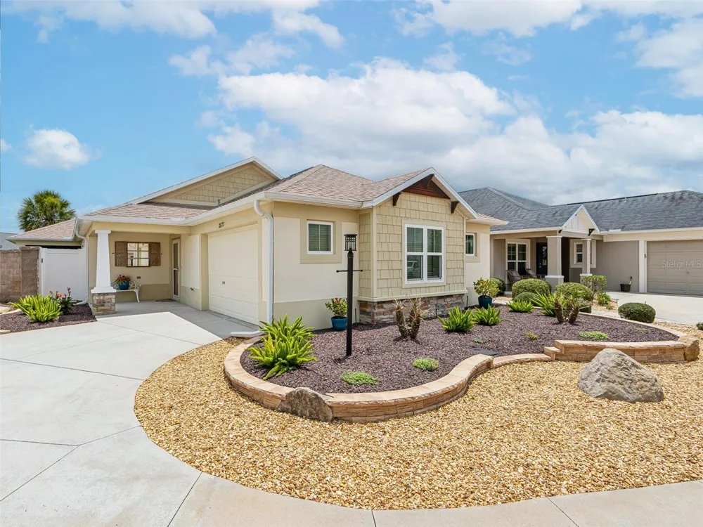 2877 FEUSTEL AVENUE The Villages, FL 32163