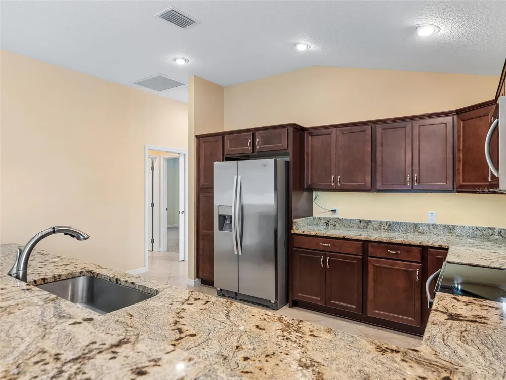 2877 FEUSTEL AVENUE The Villages, FL 32163