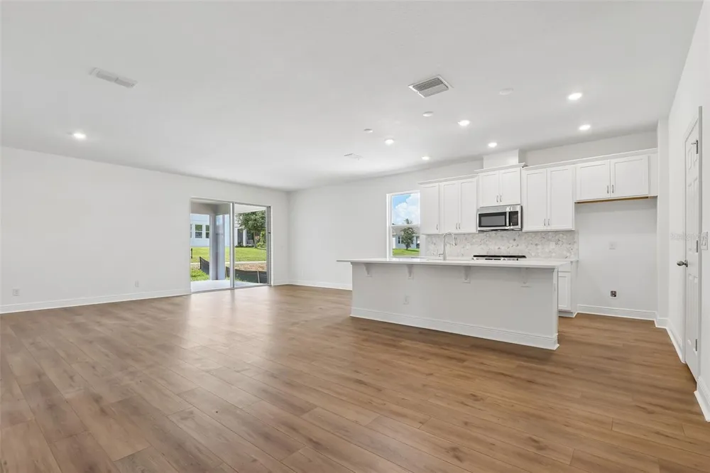 436 LEMONGRASS ROAD Minneola, FL 34715