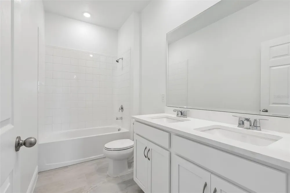 436 LEMONGRASS ROAD Minneola, FL 34715