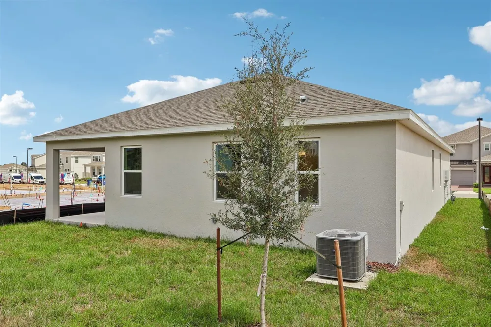 436 LEMONGRASS ROAD Minneola, FL 34715