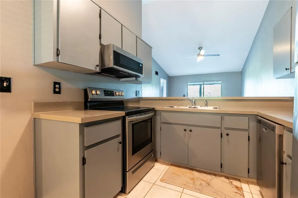 11201 122ND AVENUE #234 Largo, FL 33778