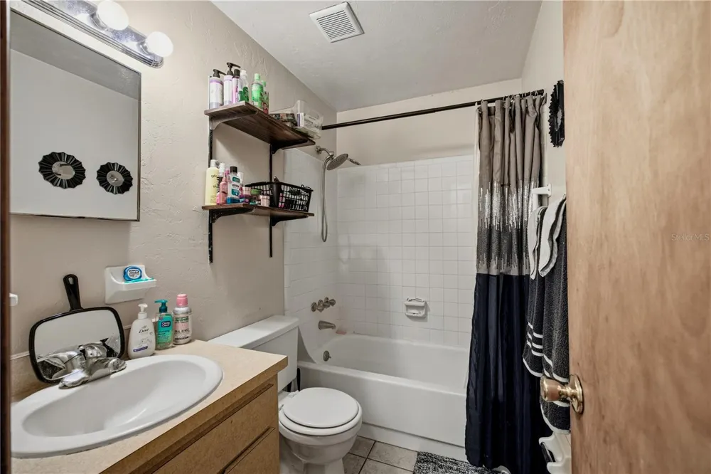 2902 NW 39TH PLACE Gainesville, FL 32605