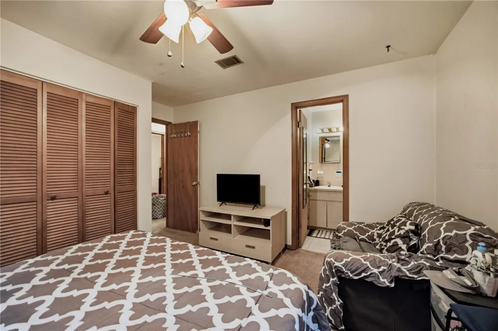2902 NW 39TH PLACE Gainesville, FL 32605
