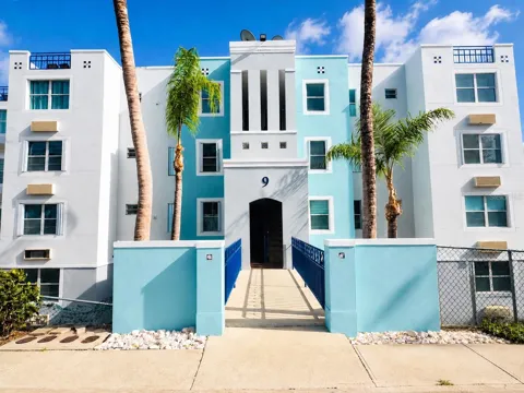 COND. COSTA BRAVA EDIF. 9 ##301