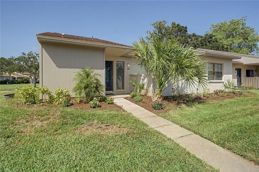 75 POOLE PLACE Oldsmar, FL 34677