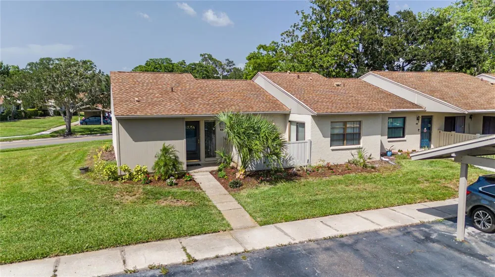 75 POOLE PLACE Oldsmar, FL 34677