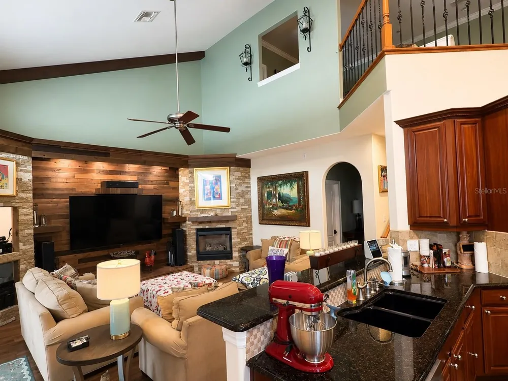 6203 COURTNEY COVE Apopka, FL 32703
