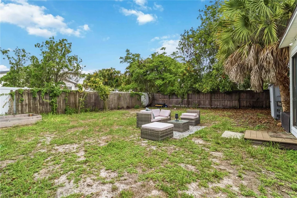 2442 NOVUS STREET Sarasota, FL 34237
