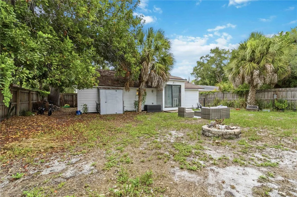 2442 NOVUS STREET Sarasota, FL 34237