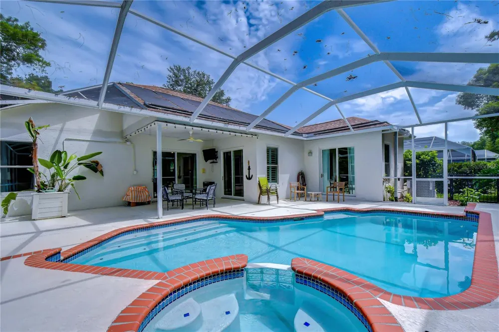 3530 FOX SQUIRREL LANE Valrico, FL 33596