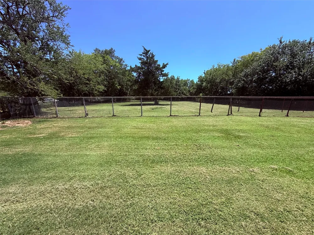 175 County Road Nw 1010 Mount Vernon, TX 75457