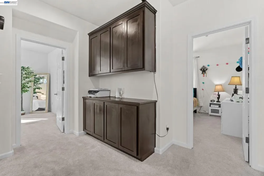 663 Falling Star Drive Martinez, CA 94553
