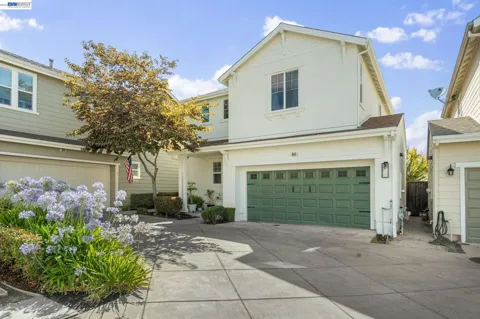 663 Falling Star Drive