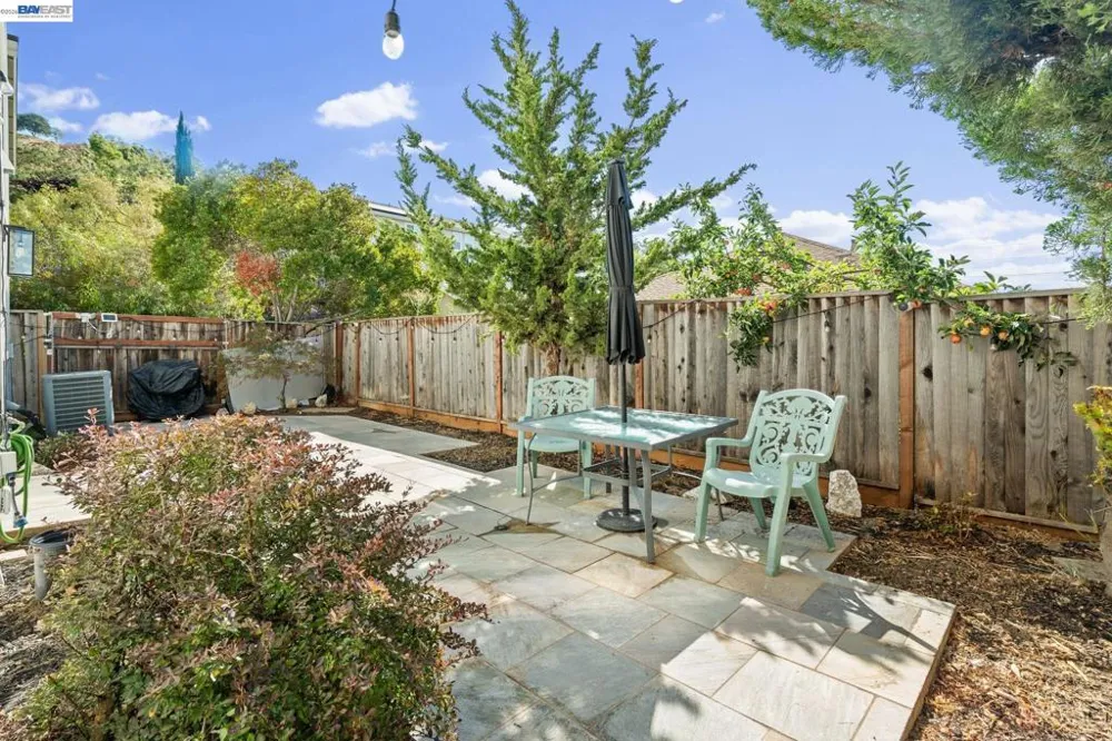 663 Falling Star Drive Martinez, CA 94553
