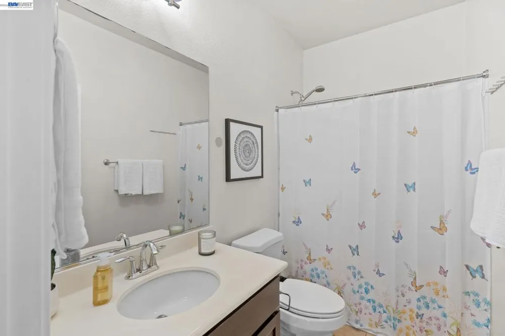 663 Falling Star Drive Martinez, CA 94553