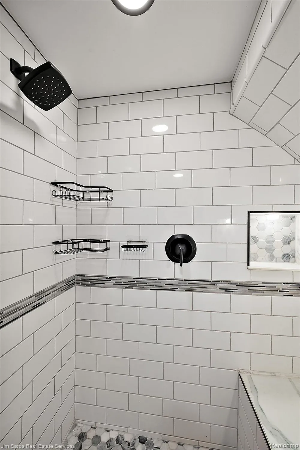 2371 Allard Avenue Grosse Pointe Woods City, MI 48236