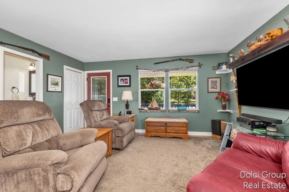11778 Red Feather Lane Morton Township, MI 49346