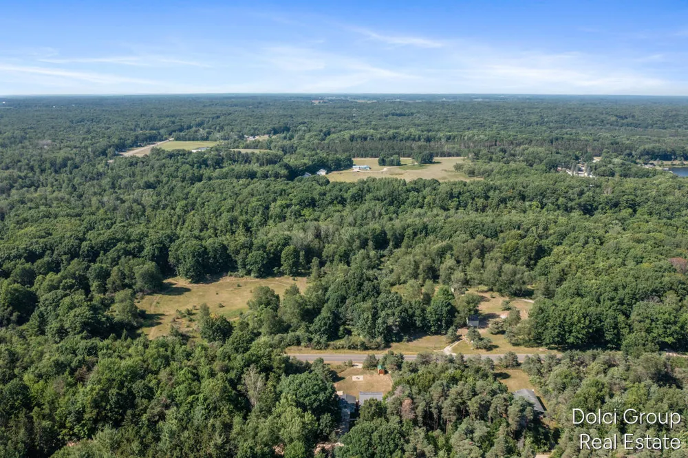 11778 Red Feather Lane Morton Township, MI 49346