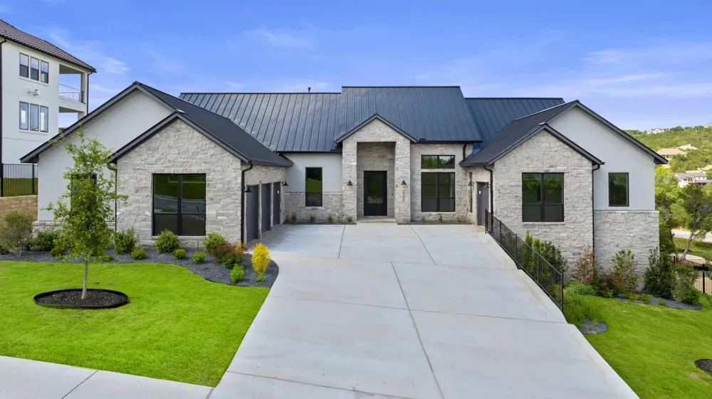 3725 Salento Cove Leander, TX 78641