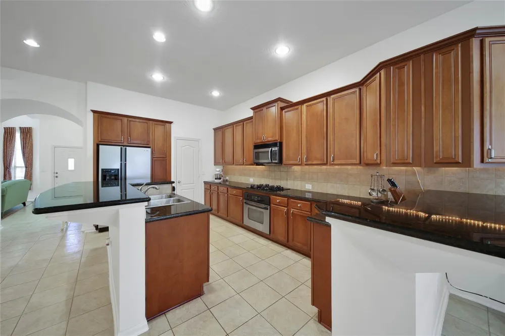 3330 Knollcrest Lane Pearland, TX 77584