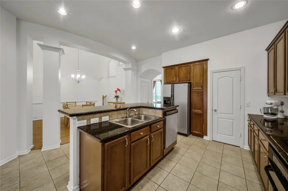 3330 Knollcrest Lane Pearland, TX 77584