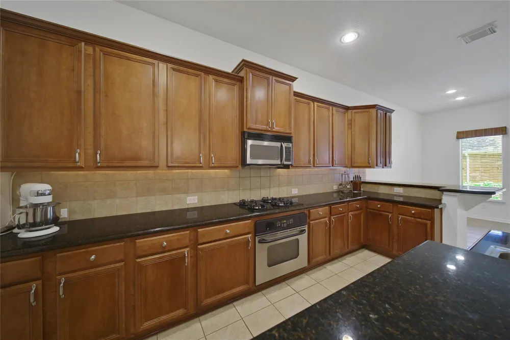 3330 Knollcrest Lane Pearland, TX 77584