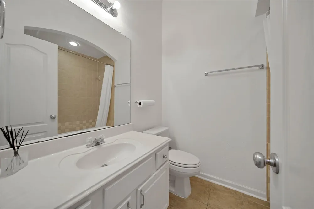 3330 Knollcrest Lane Pearland, TX 77584