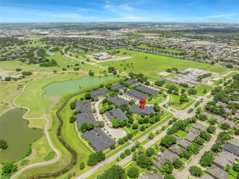 3330 Knollcrest Lane Pearland, TX 77584