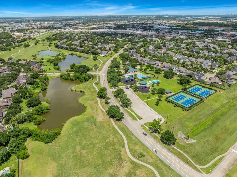 3330 Knollcrest Lane Pearland, TX 77584