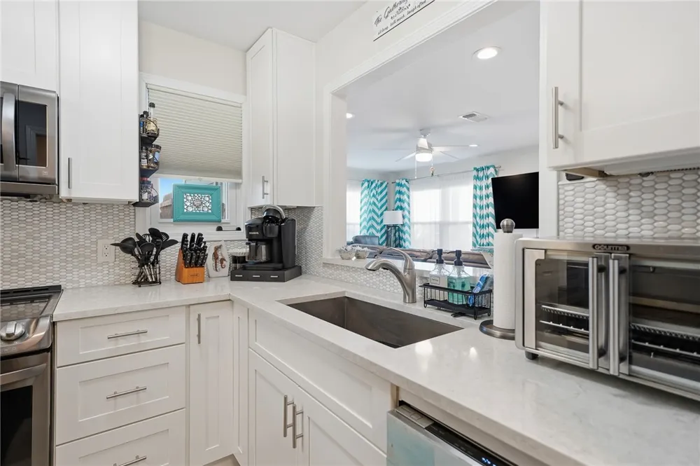 1001 Cape Velero Drive #C-2 Rockport, TX 78382