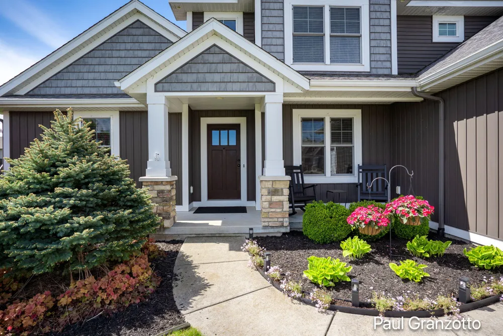 2480 Cedar West Drive Jenison, MI 49428