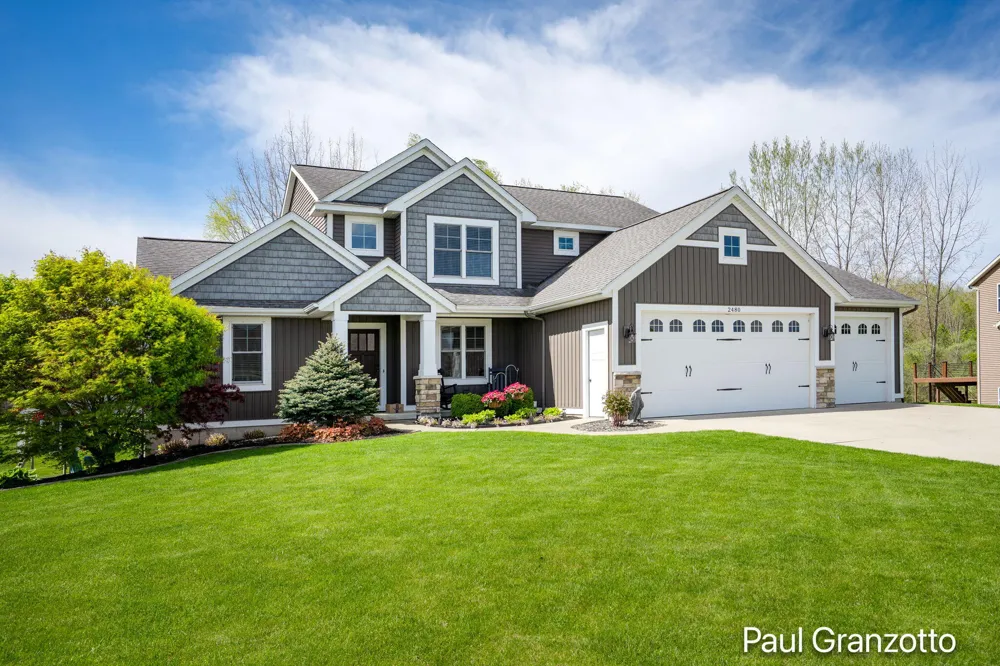 2480 Cedar West Drive Jenison, MI 49428