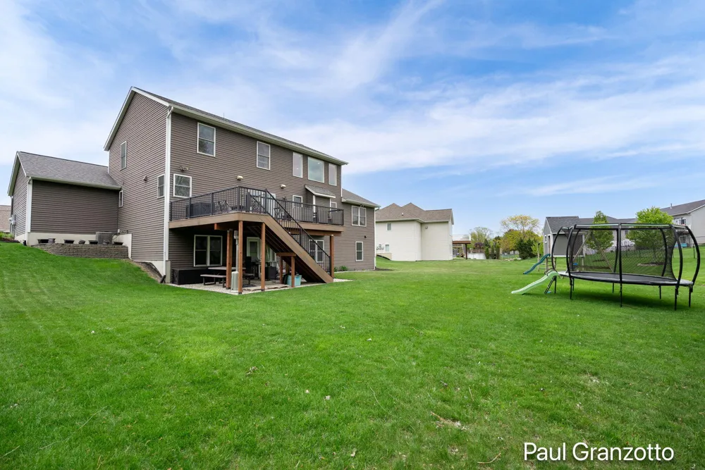 2480 Cedar West Drive Jenison, MI 49428