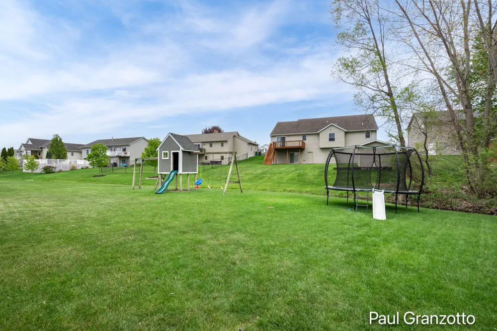 2480 Cedar West Drive Jenison, MI 49428