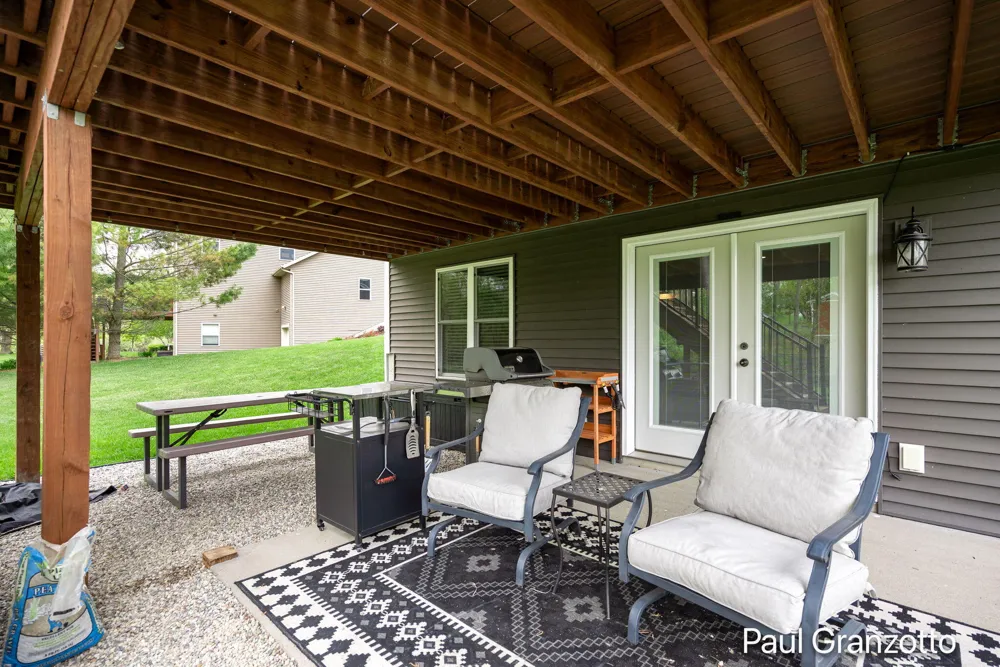 2480 Cedar West Drive Jenison, MI 49428