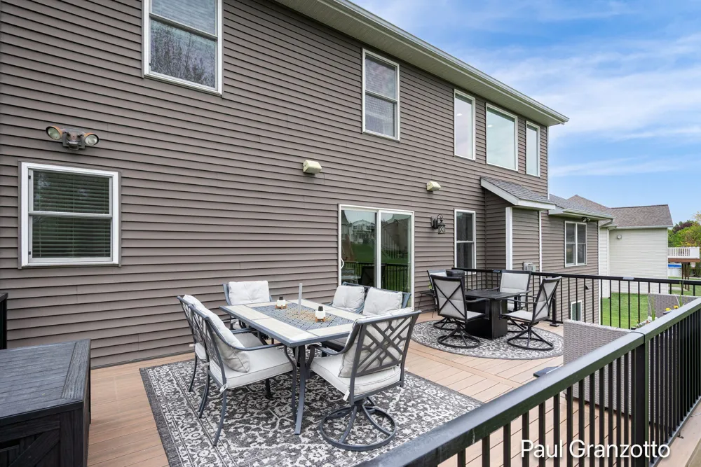 2480 Cedar West Drive Jenison, MI 49428