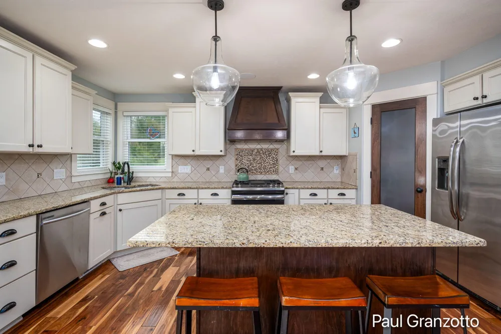 2480 Cedar West Drive Jenison, MI 49428