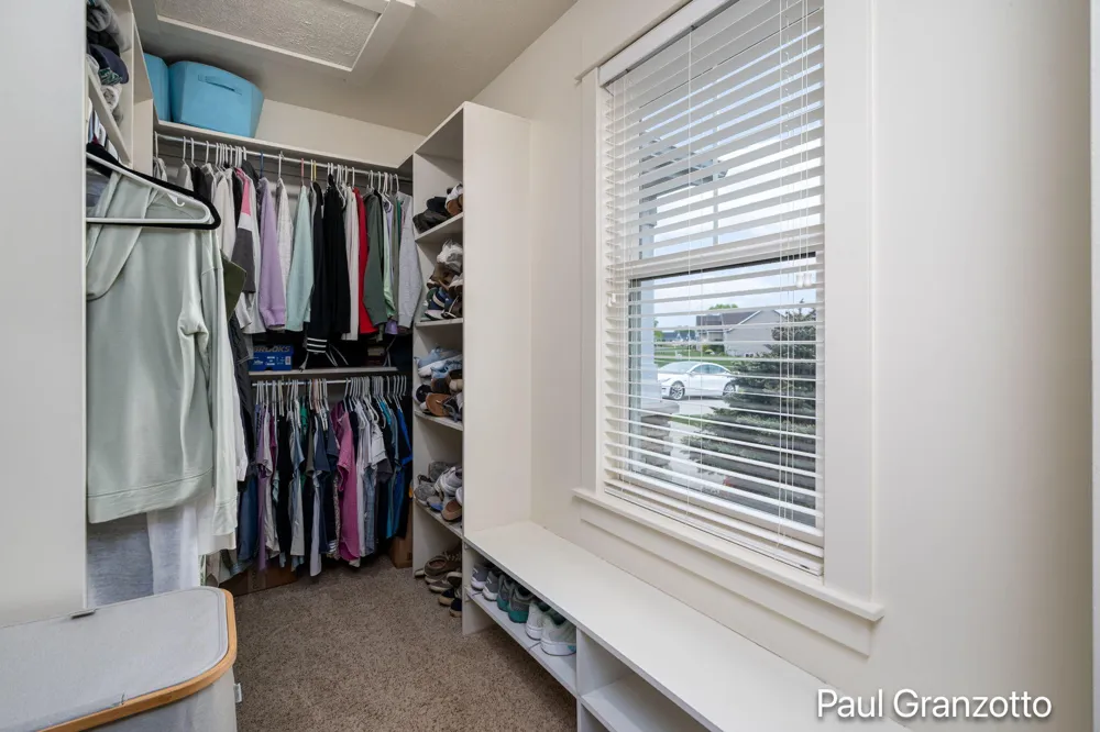 2480 Cedar West Drive Jenison, MI 49428