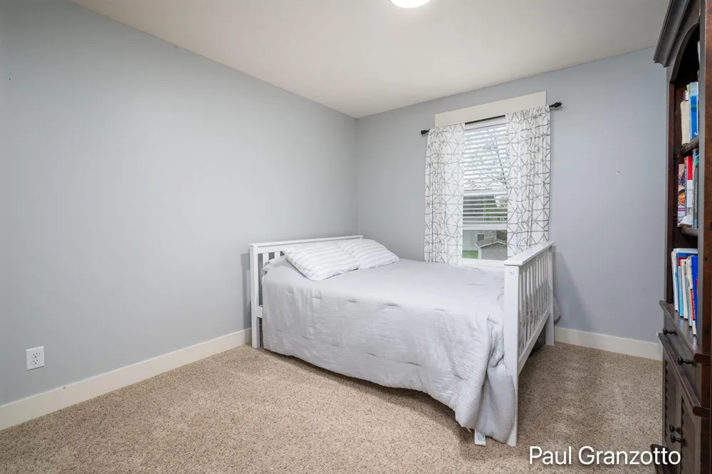 2480 Cedar West Drive Jenison, MI 49428
