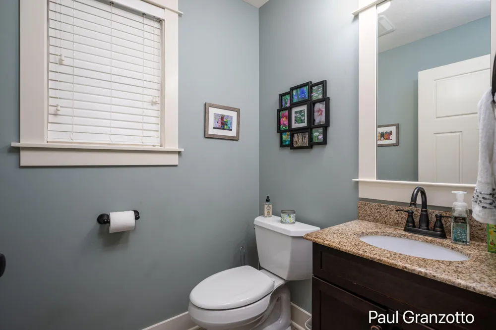 2480 Cedar West Drive Jenison, MI 49428