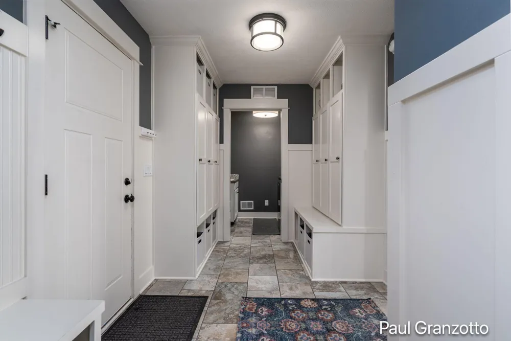 2480 Cedar West Drive Jenison, MI 49428