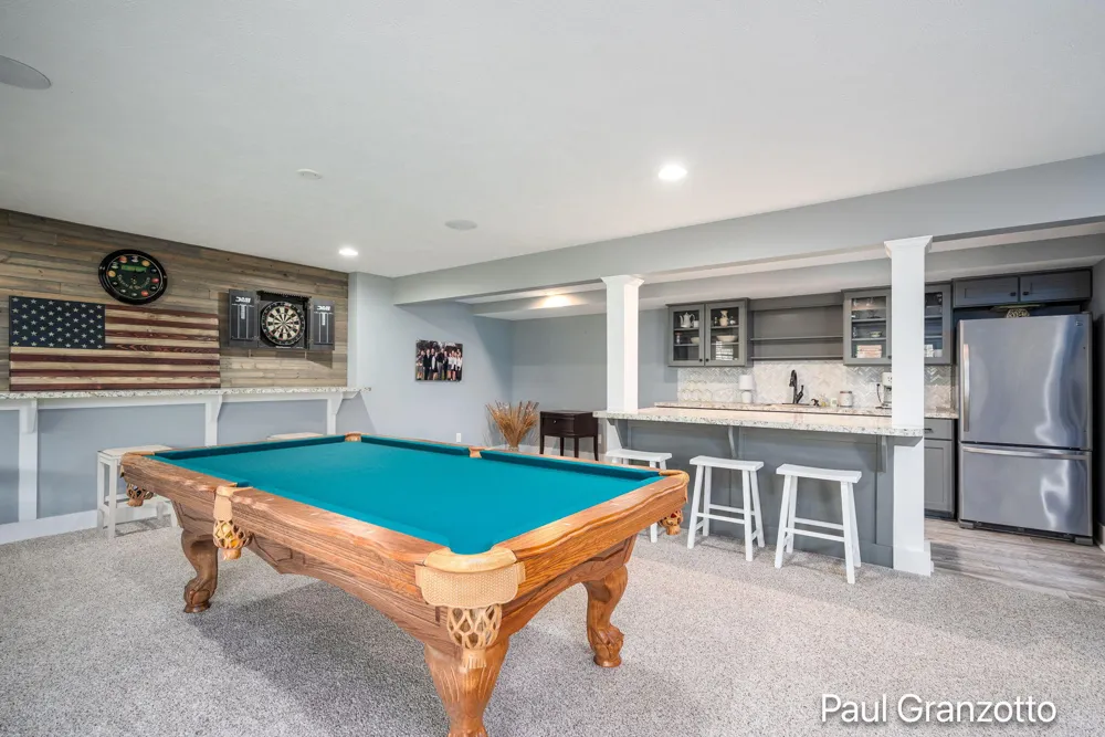 2480 Cedar West Drive Jenison, MI 49428